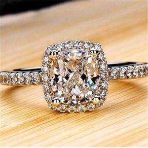 5⭐️Halo Diamond Ring